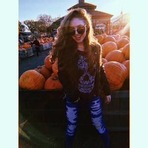 Meet your Posher, Kelli